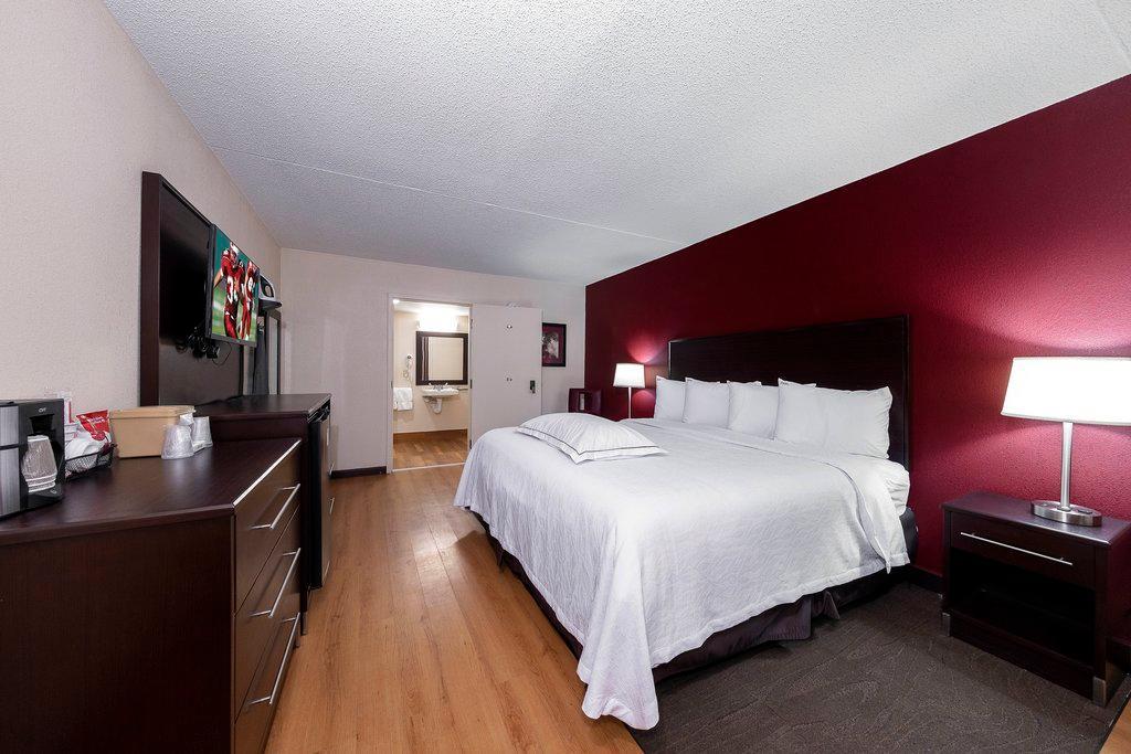 Red Roof Inn Plus+ Huntsville - Madison Eksteriør billede